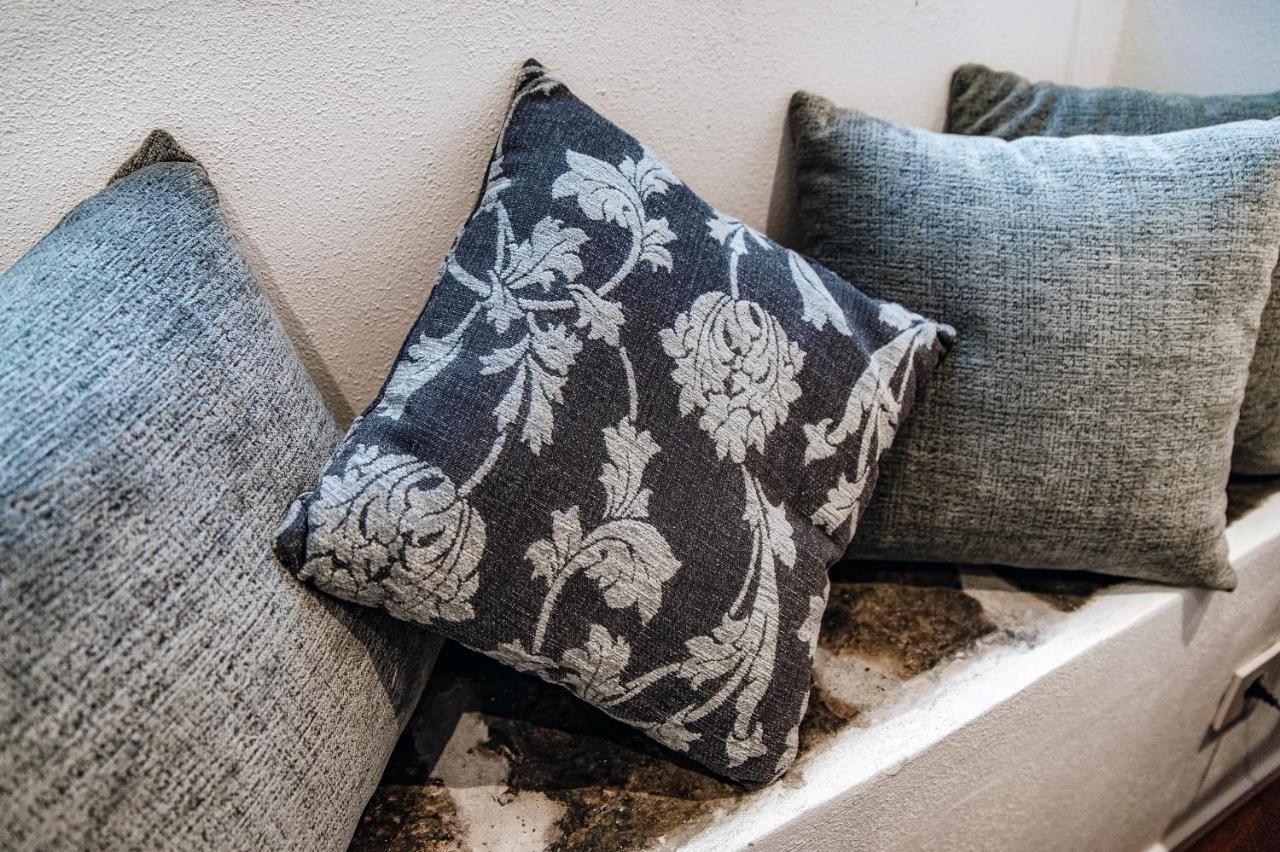 Lo Storico - The House Of Travelers Appartement *
