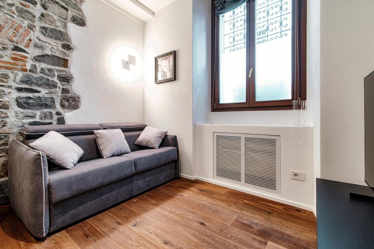 Lo Storico - The House Of Travelers Appartement *