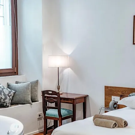 Suite Lo Storico - The House Of Travelers Como Exterior photo