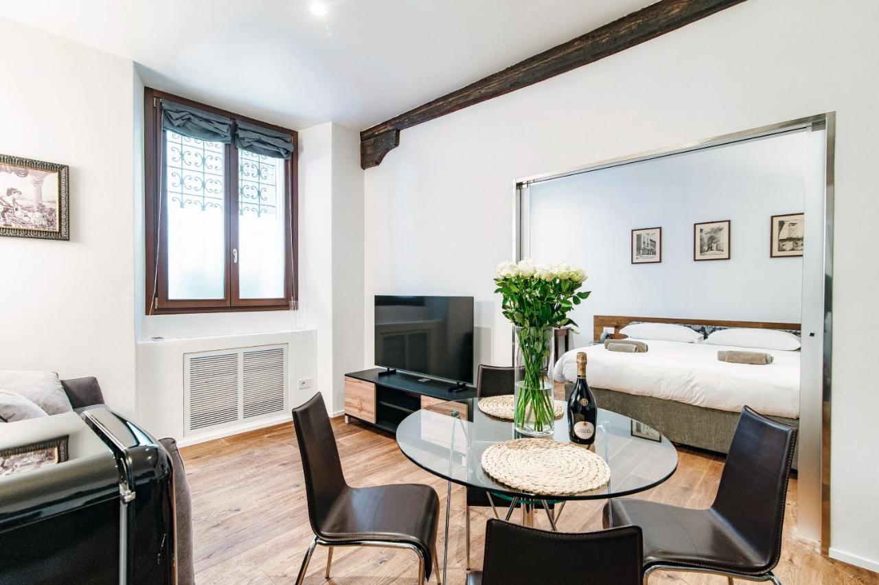 Appartement Lo Storico - The House Of Travelers *