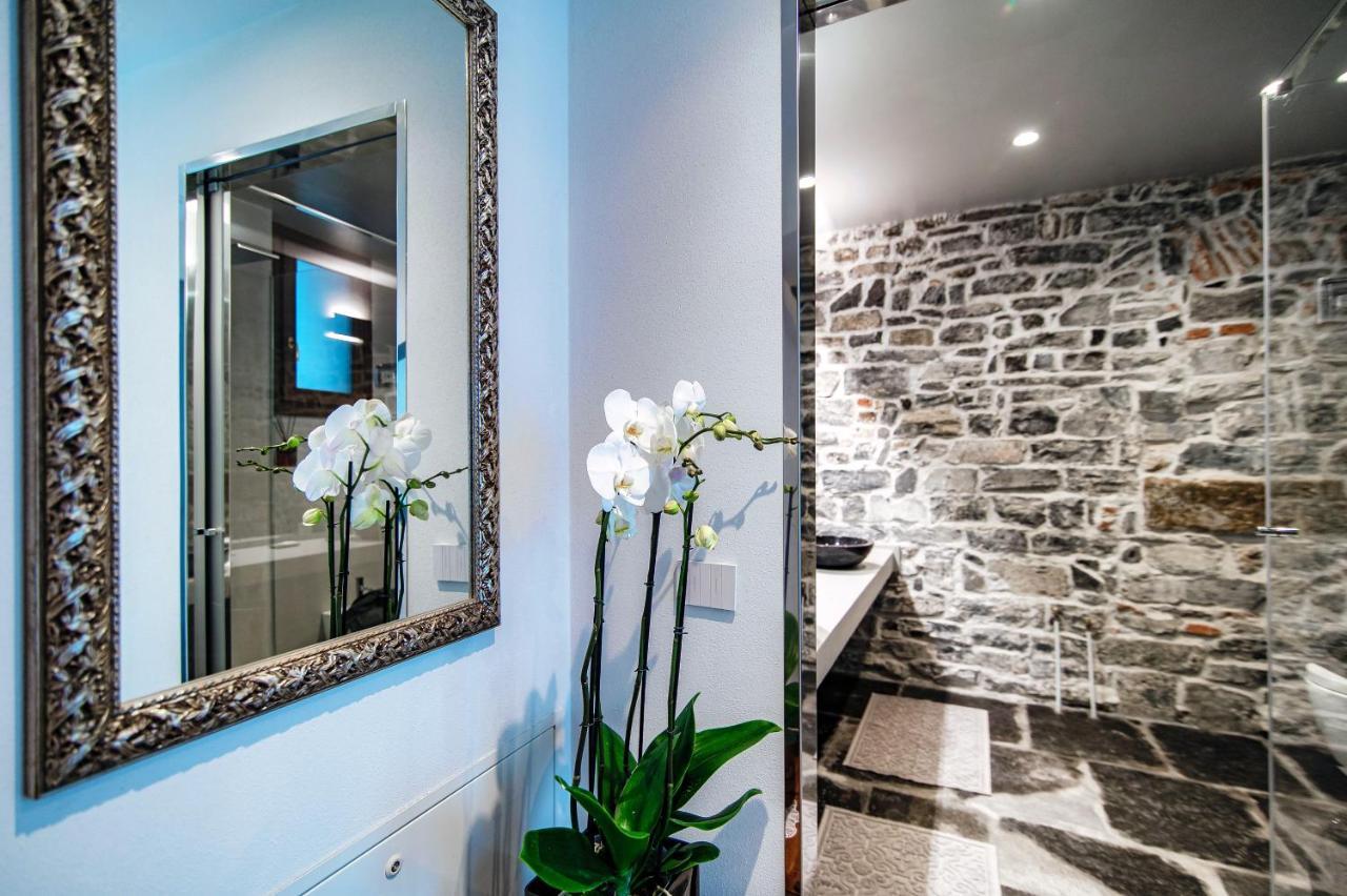 Lo Storico - The House Of Travelers Appartement *